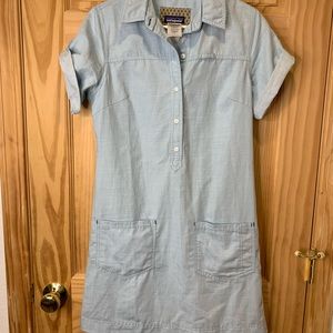 Patagonia short-sleeve light blue dress w/pockets